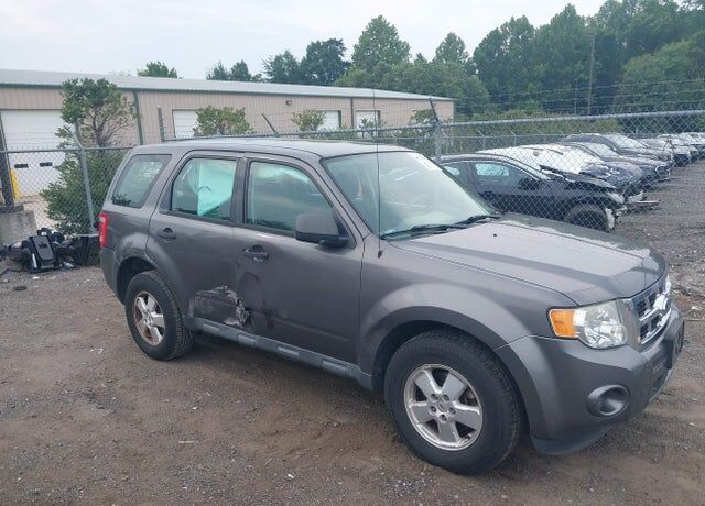 2011 FORD Escape