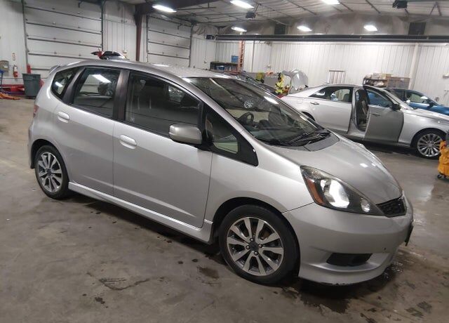 2012 HONDA Fit