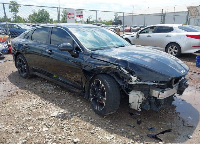 2022 KIA K5