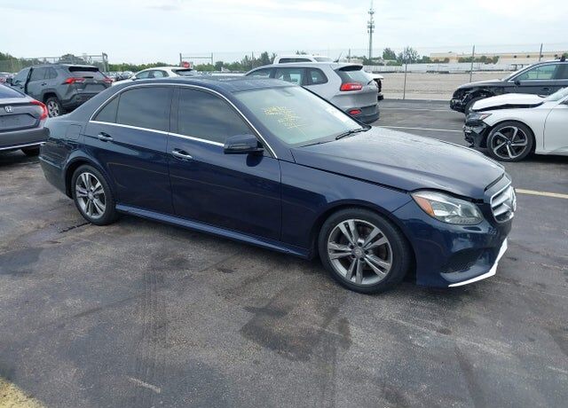 2016 MERCEDES-BENZ E-Class