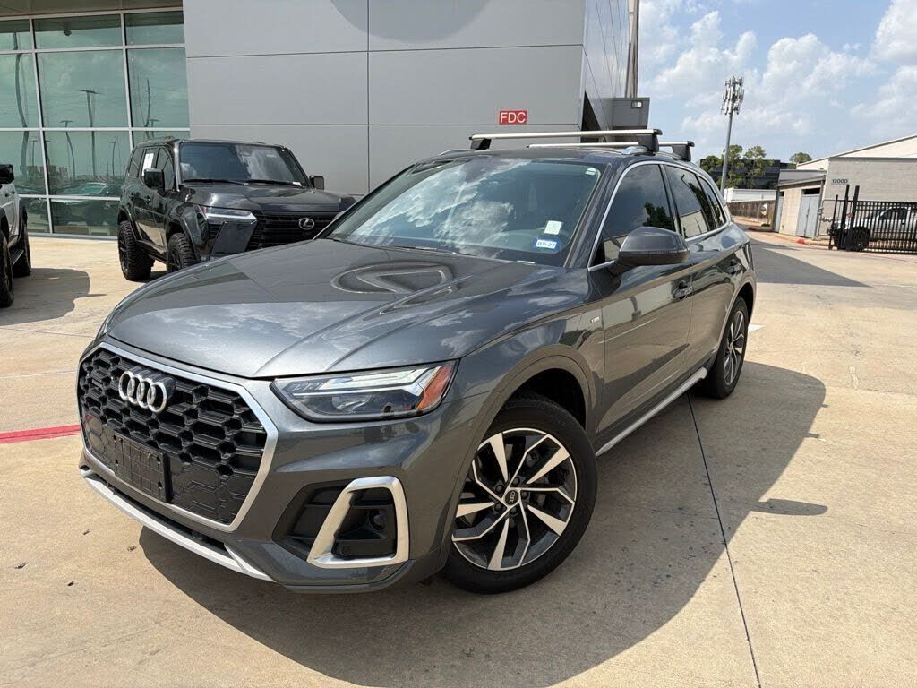 2022 AUDI Q5