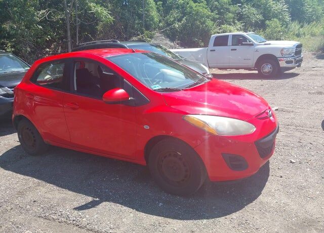 2012 MAZDA Mazda2
