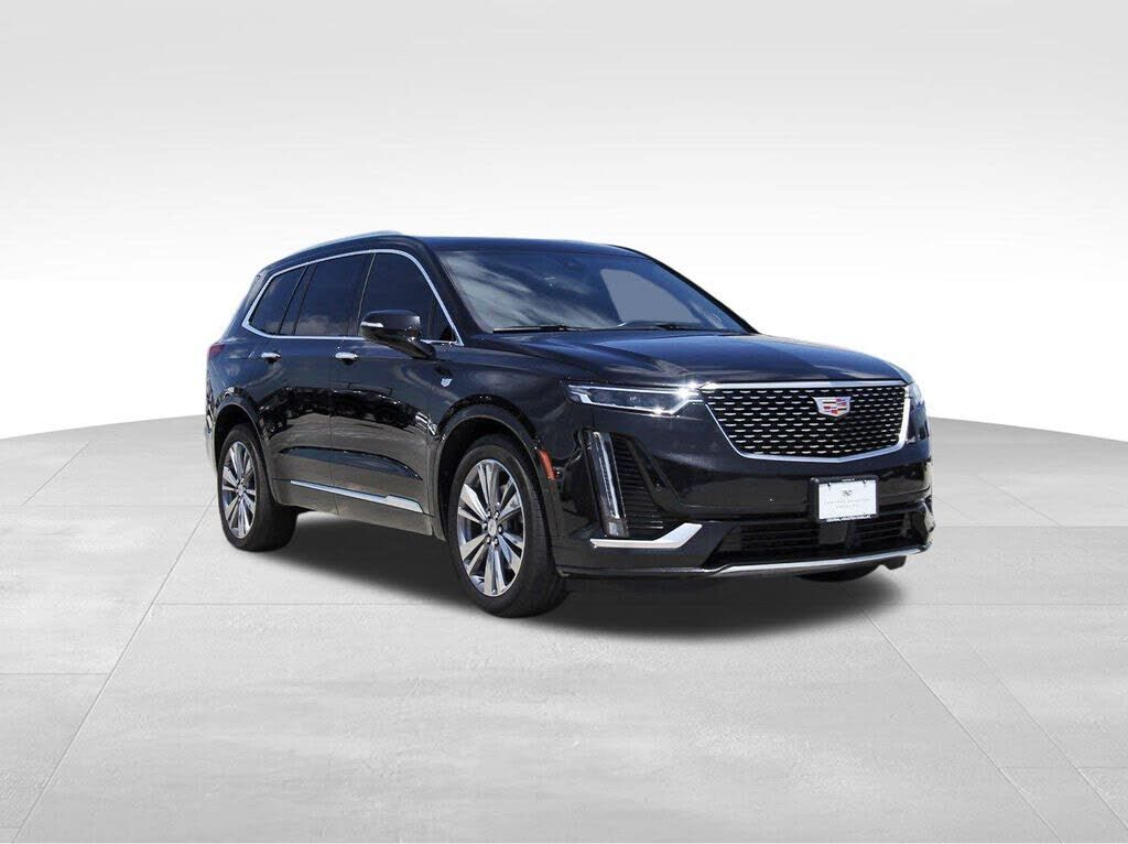 2025 CADILLAC XT6