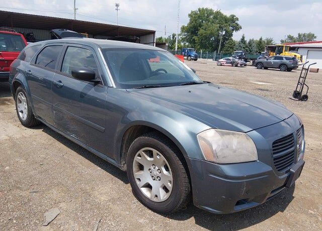 2006 DODGE Magnum