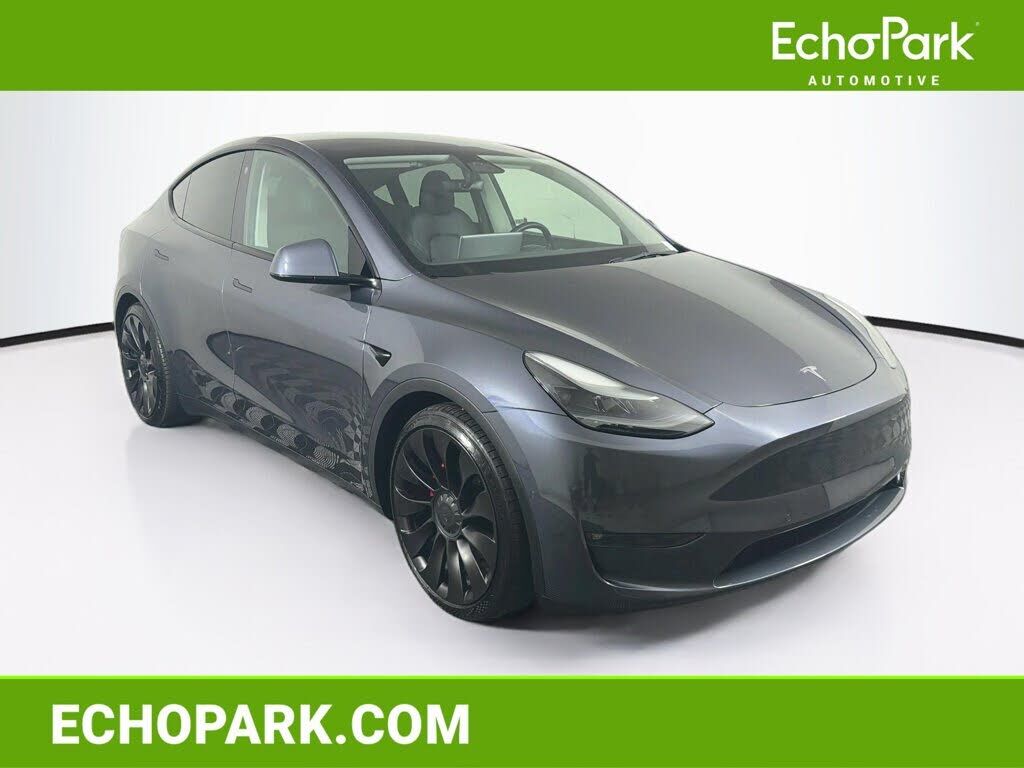 2022 TESLA Model Y