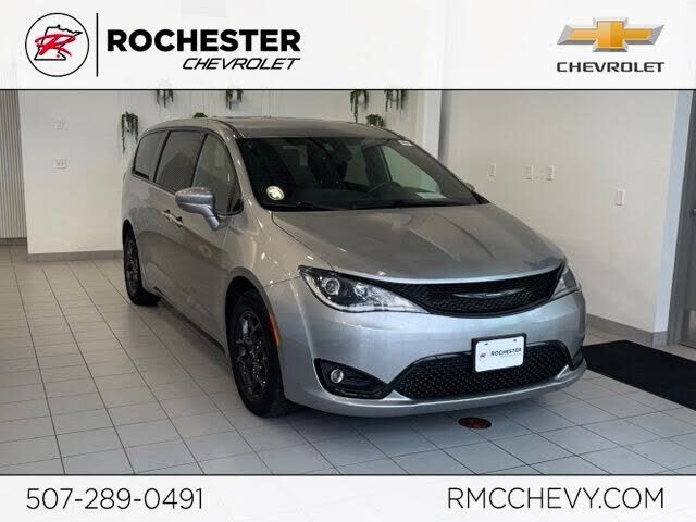 2019 CHRYSLER Pacifica