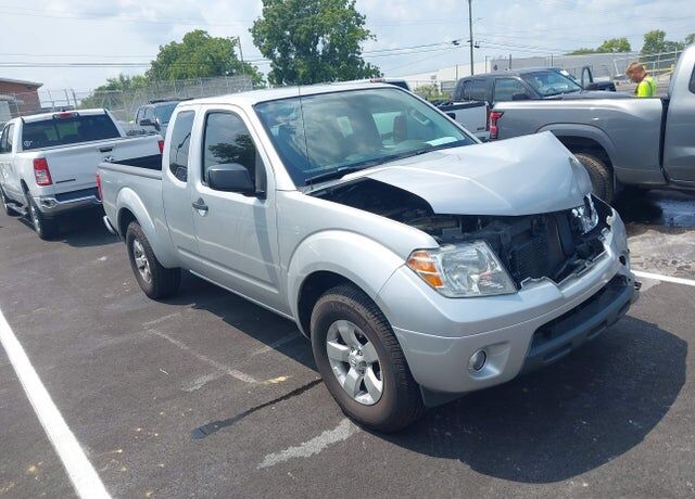 2012 NISSAN Frontier