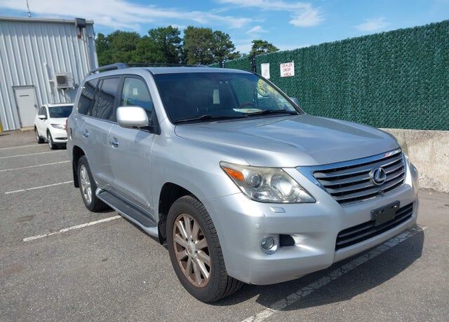 2009 LEXUS LX