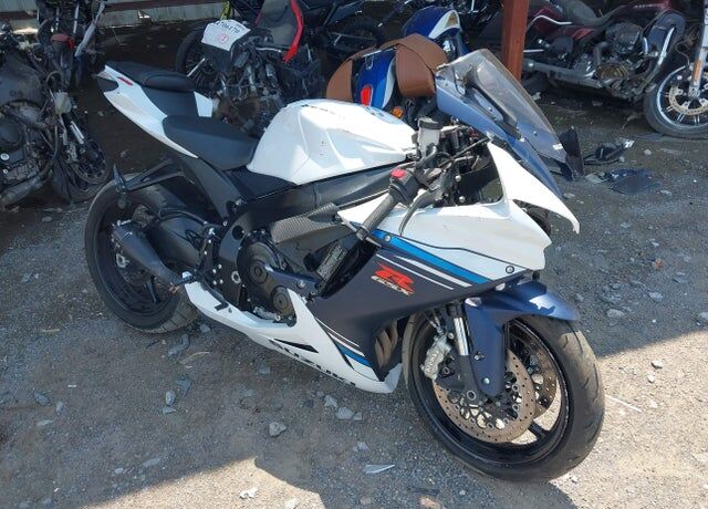 2023 SUZUKI GSX-R600