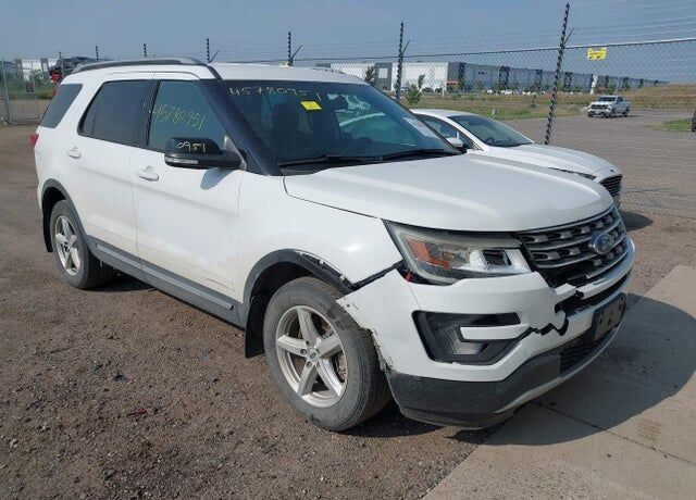 2017 FORD Explorer
