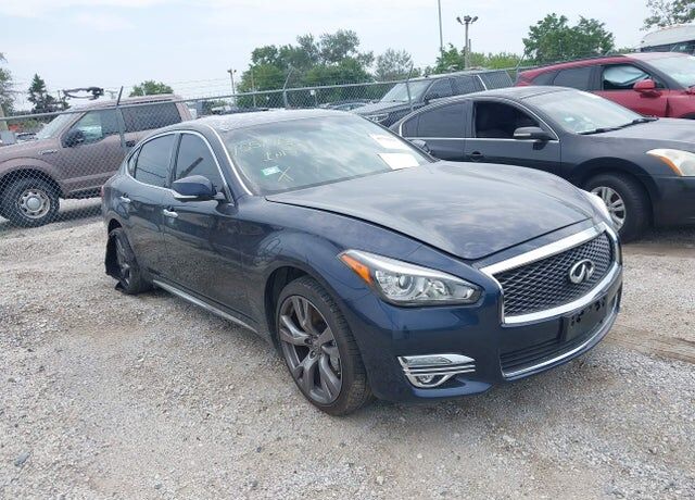 2016 INFINITI Q70L