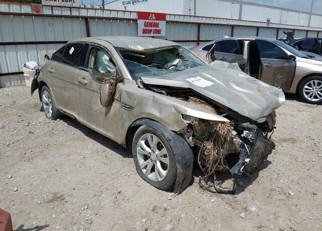 2011 FORD Taurus