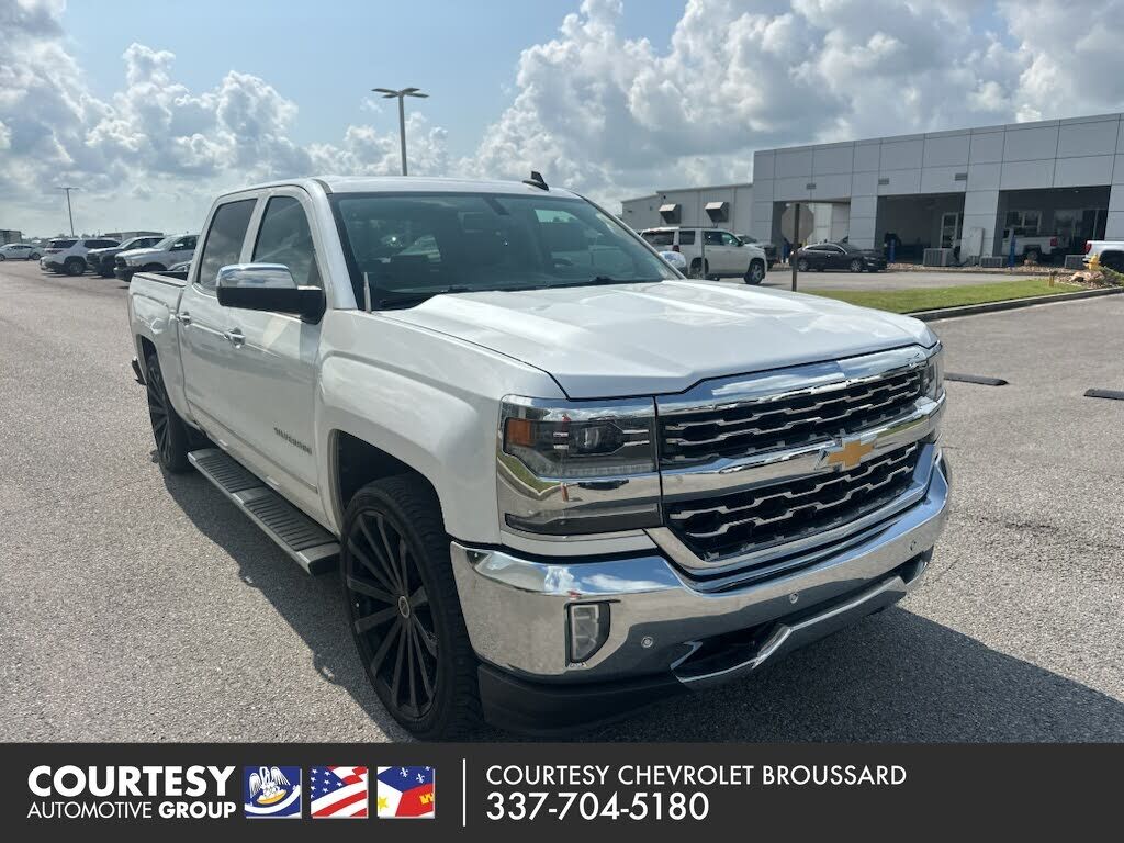 2017 CHEVROLET Silverado