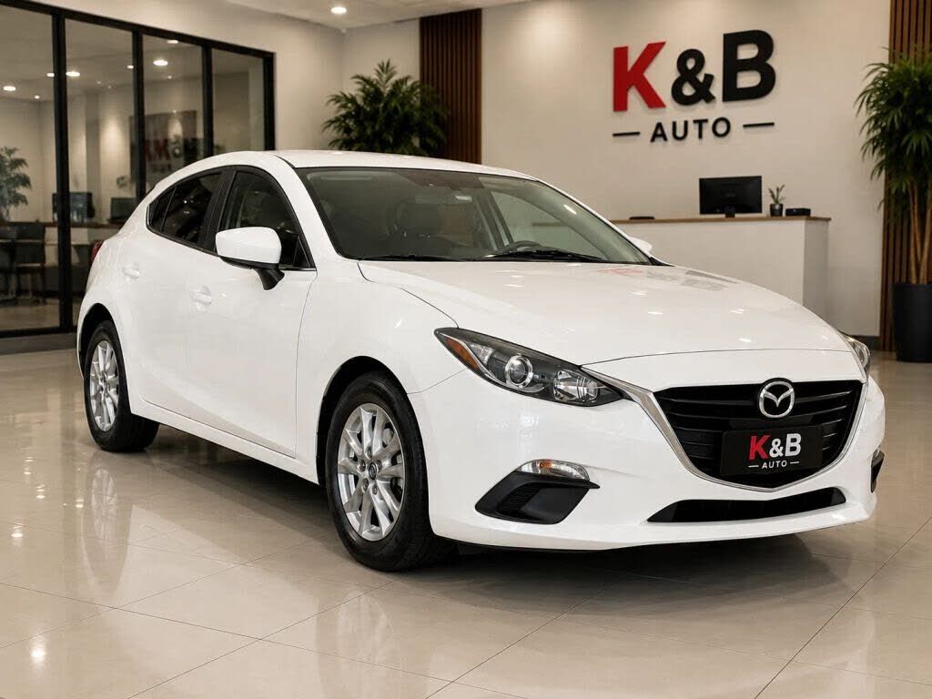 2016 MAZDA Mazda3