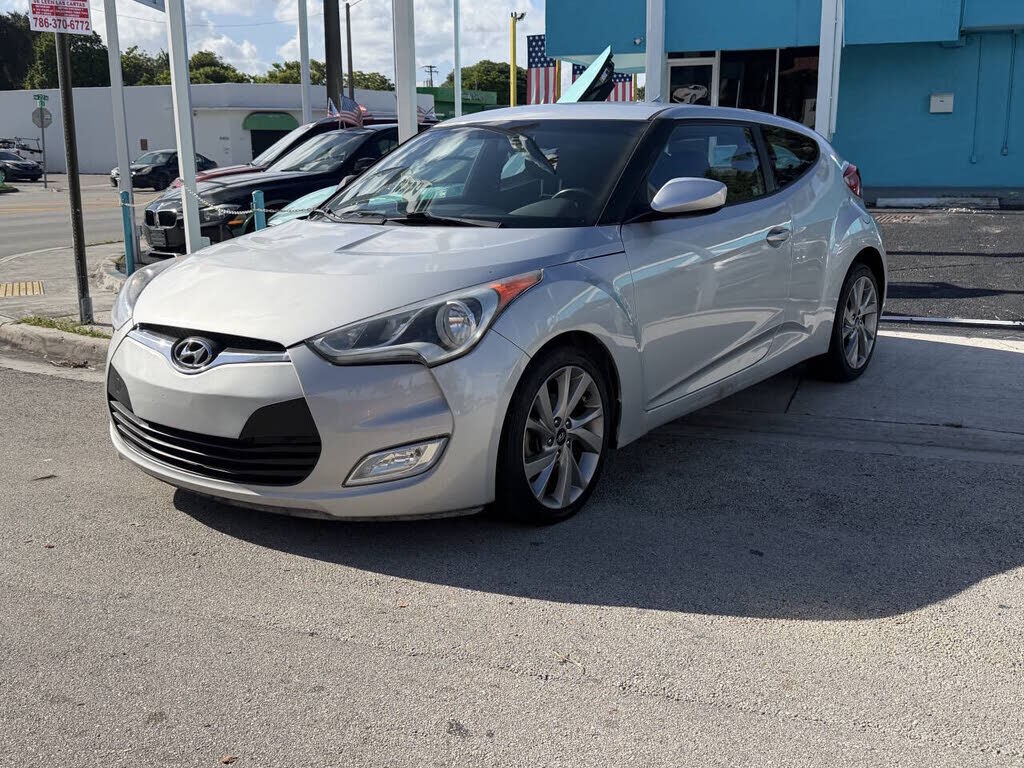 2017 HYUNDAI Veloster
