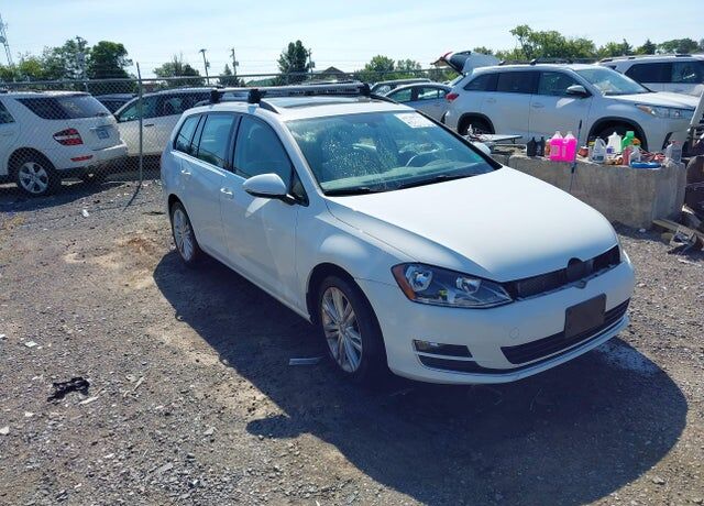 2015 VOLKSWAGEN Golf SportWagen