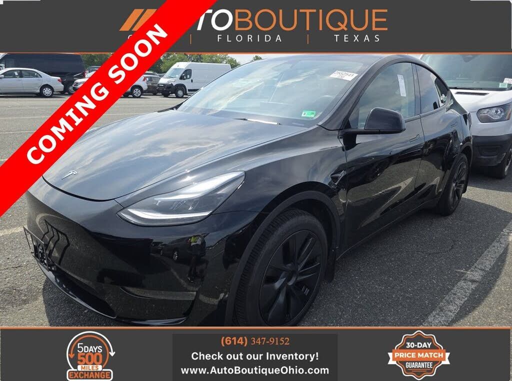 2024 TESLA Model Y