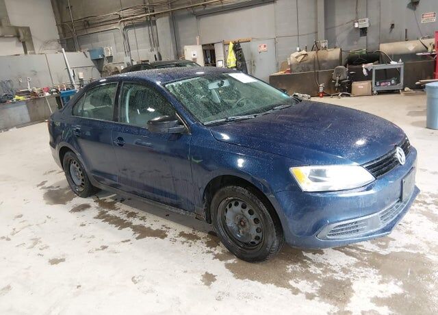 2012 VOLKSWAGEN Jetta
