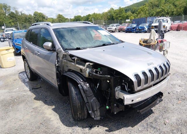2018 JEEP Cherokee