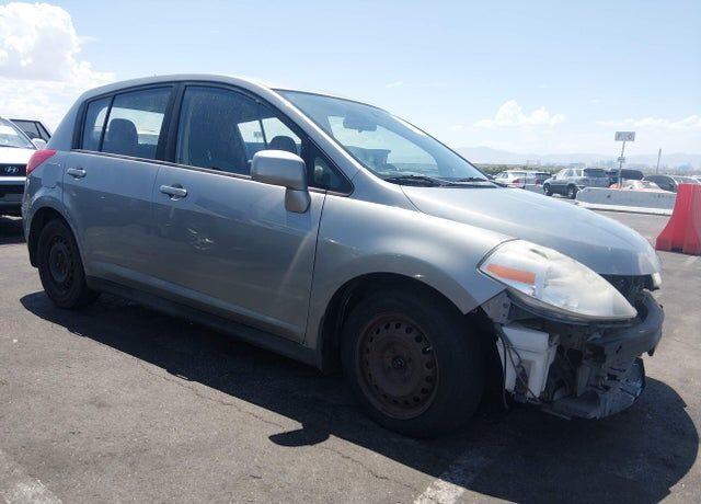 2012 NISSAN Versa