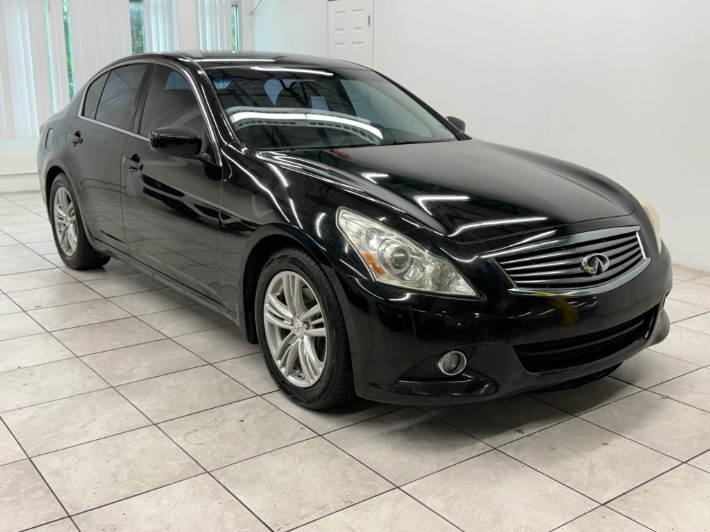 2011 INFINITI G37
