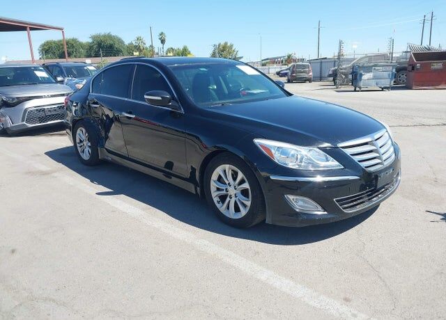 2012 HYUNDAI Genesis