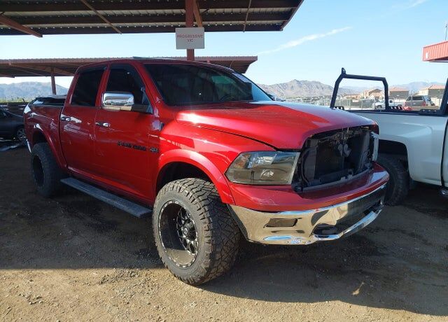 2012 DODGE Ram
