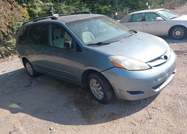 2008 TOYOTA Sienna