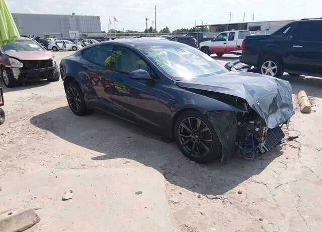2022 TESLA Model S