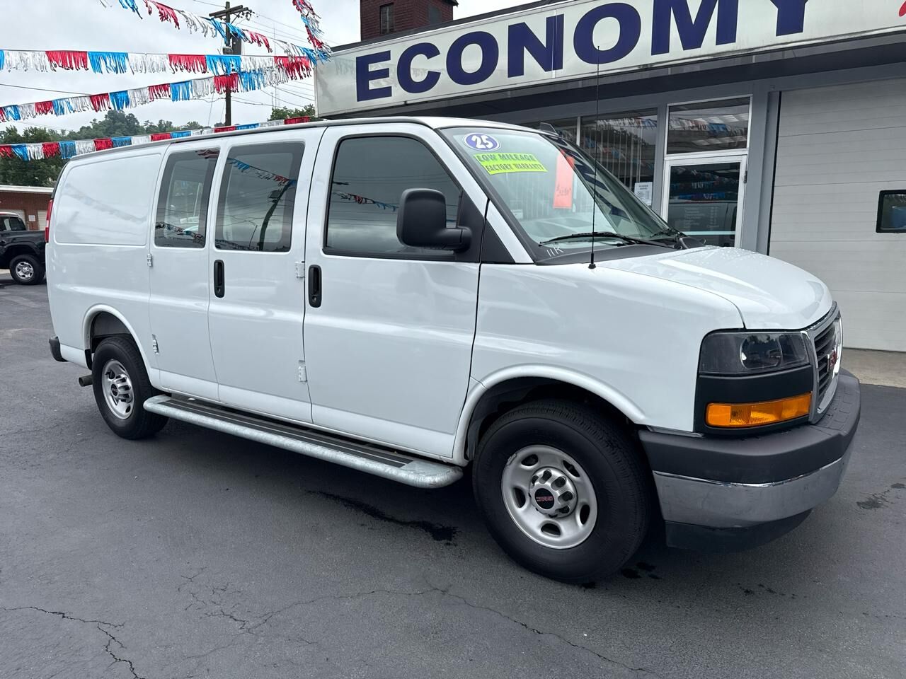 2025 GMC Savana