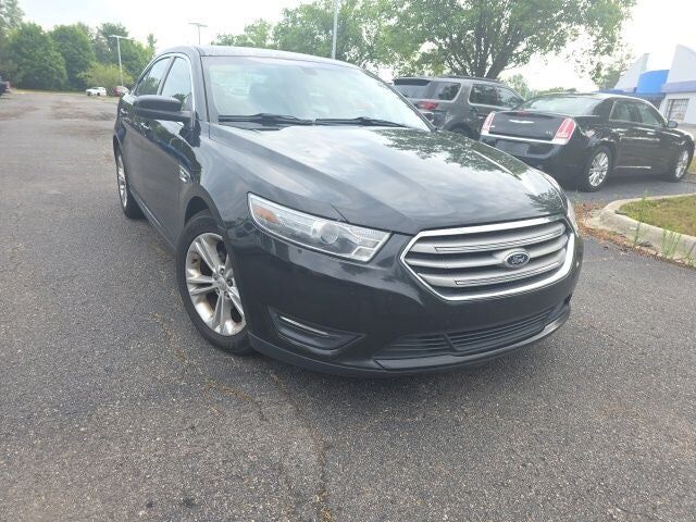 2013 FORD Taurus