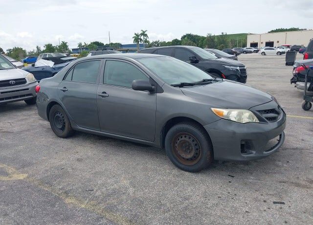 2012 TOYOTA Corolla