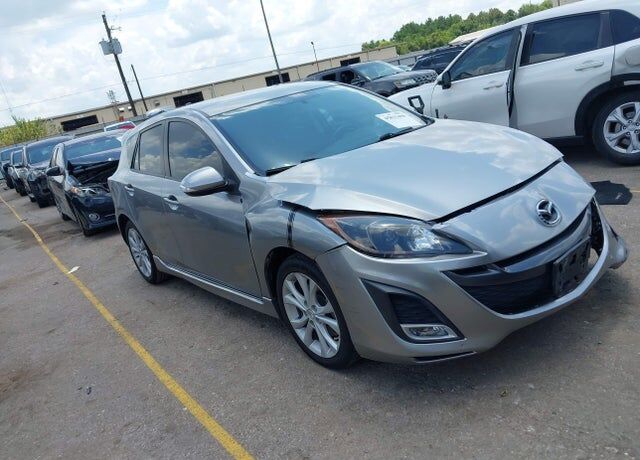2010 MAZDA Mazda3