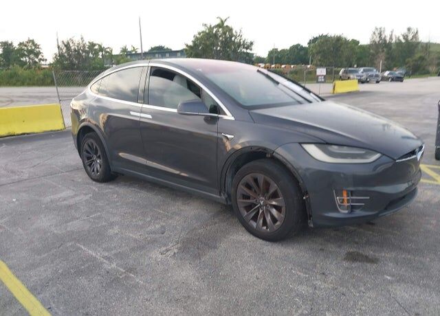 2018 TESLA Model X