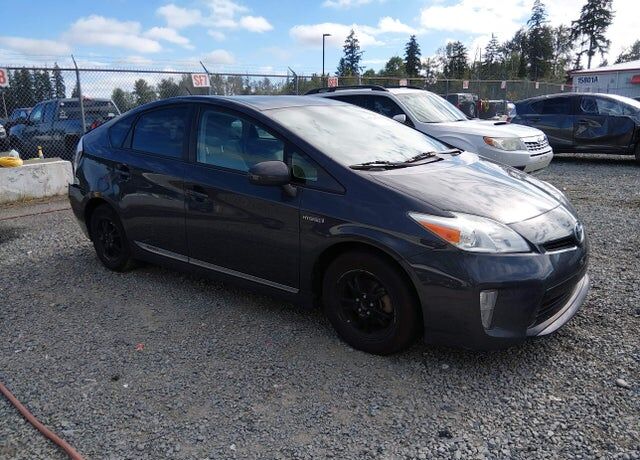 2013 TOYOTA PRIUS