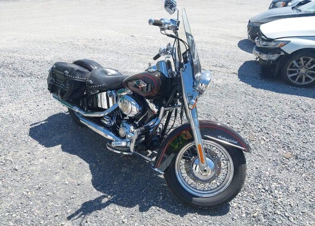 2011 HARLEY DAVIDSON Heritage Softail Classic