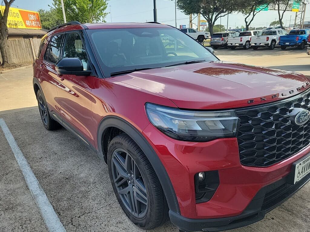 2025 FORD Explorer