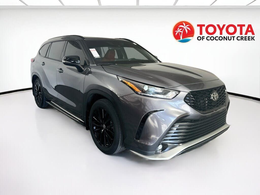 2024 TOYOTA Highlander