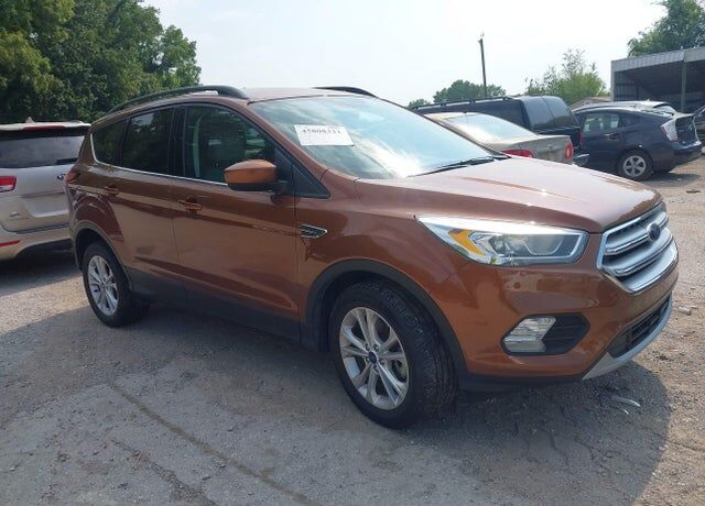2017 FORD Escape