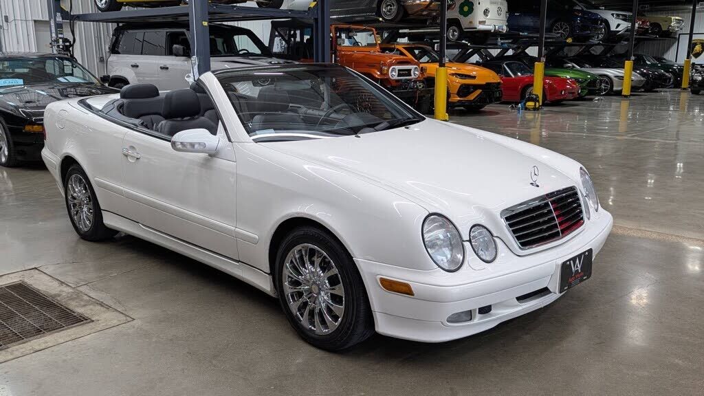 2003 MERCEDES-BENZ CLK-Class
