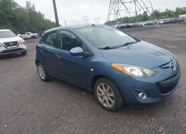 2014 MAZDA Mazda2