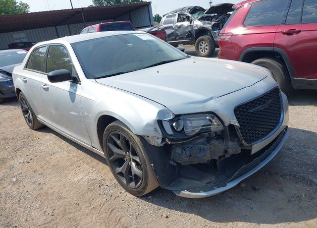 2022 CHRYSLER 300