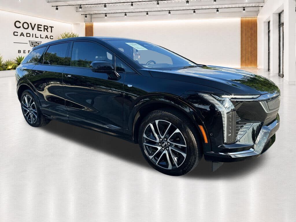 2025 CADILLAC Optiq
