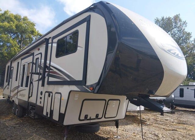 2016 FOREST RIVER Sandpiper Towables