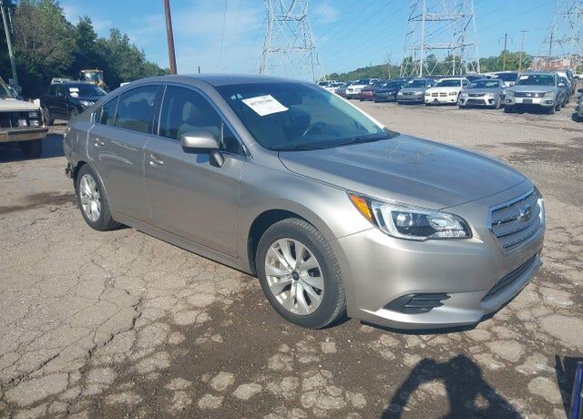 2015 SUBARU Legacy