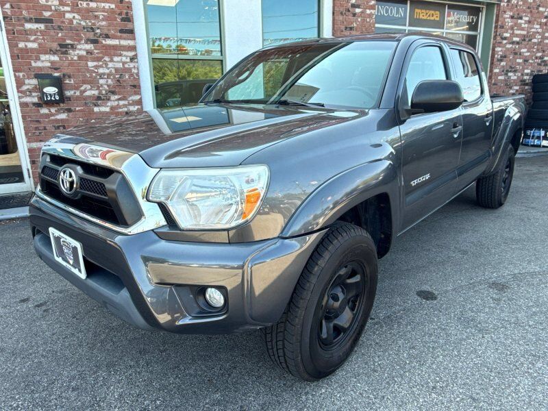 2013 TOYOTA Tacoma