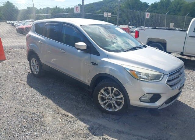 2017 FORD Escape