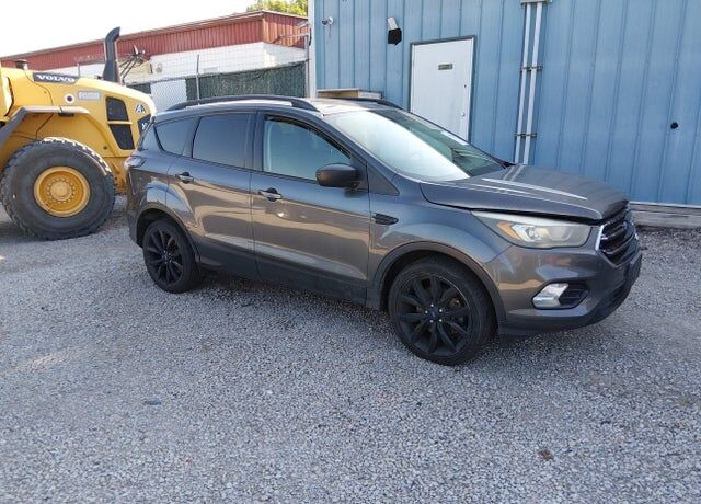 2017 FORD Escape
