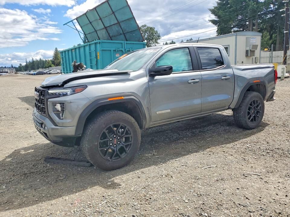 2025 GMC Canyon