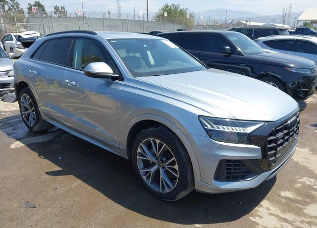 2023 AUDI Q8